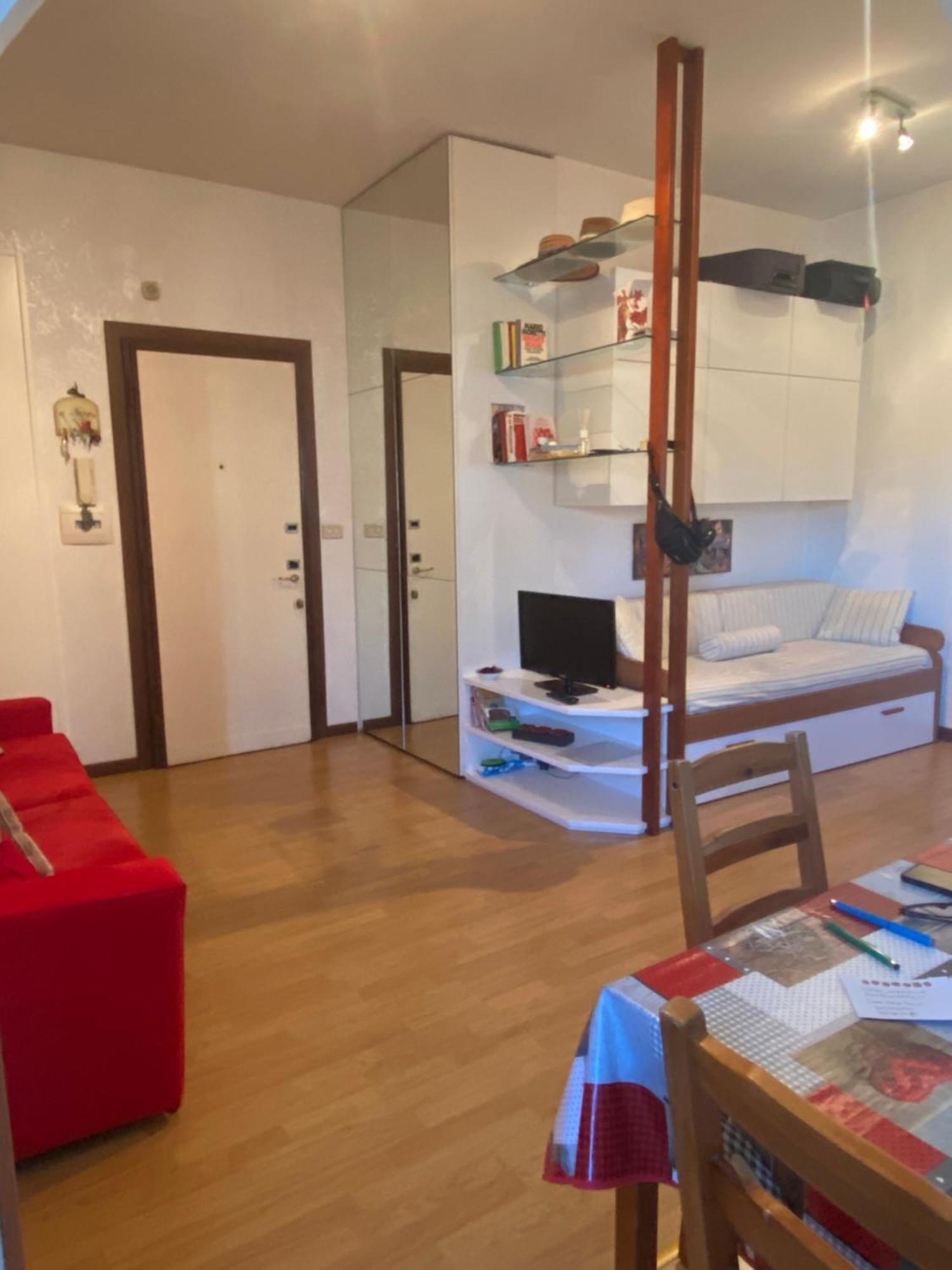דירות רומא Casa Amisi מראה חיצוני תמונה